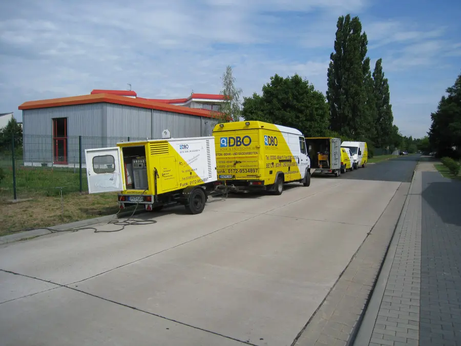 Leistung Fugenschneiden